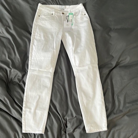 White Jeans, size 27, NWT - Picture 1 of 5